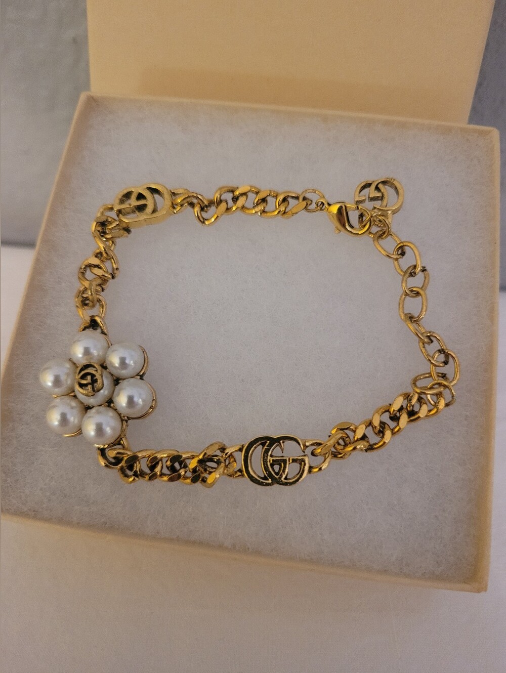 Luxury Style Bracelet - Picture 6 of 7